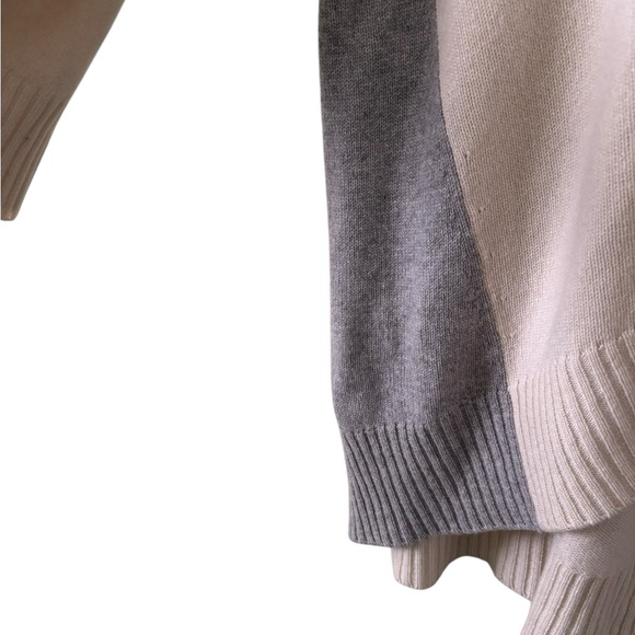 Eileen Fisher Cashmere Blend Oversized Two Tone Cream Gray Sweater Size Large/XL - Picture 3 of 9